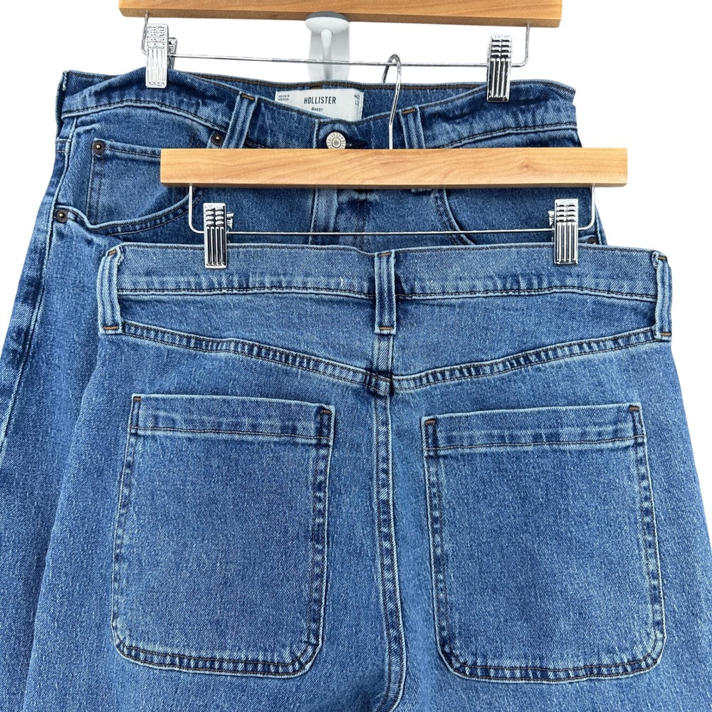 Hollister Baggy Jeans 2 PAIRS Med Wash Blue Denim Relaxed Fit 32x32 (30) Street